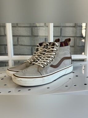 Vans Sk8-Hi MTE Unisex Shoes M5.5/W7  Brown Suede High Top Scotchgard